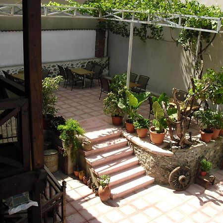 Guest House Bujtina Leon Görice Dış mekan fotoğraf