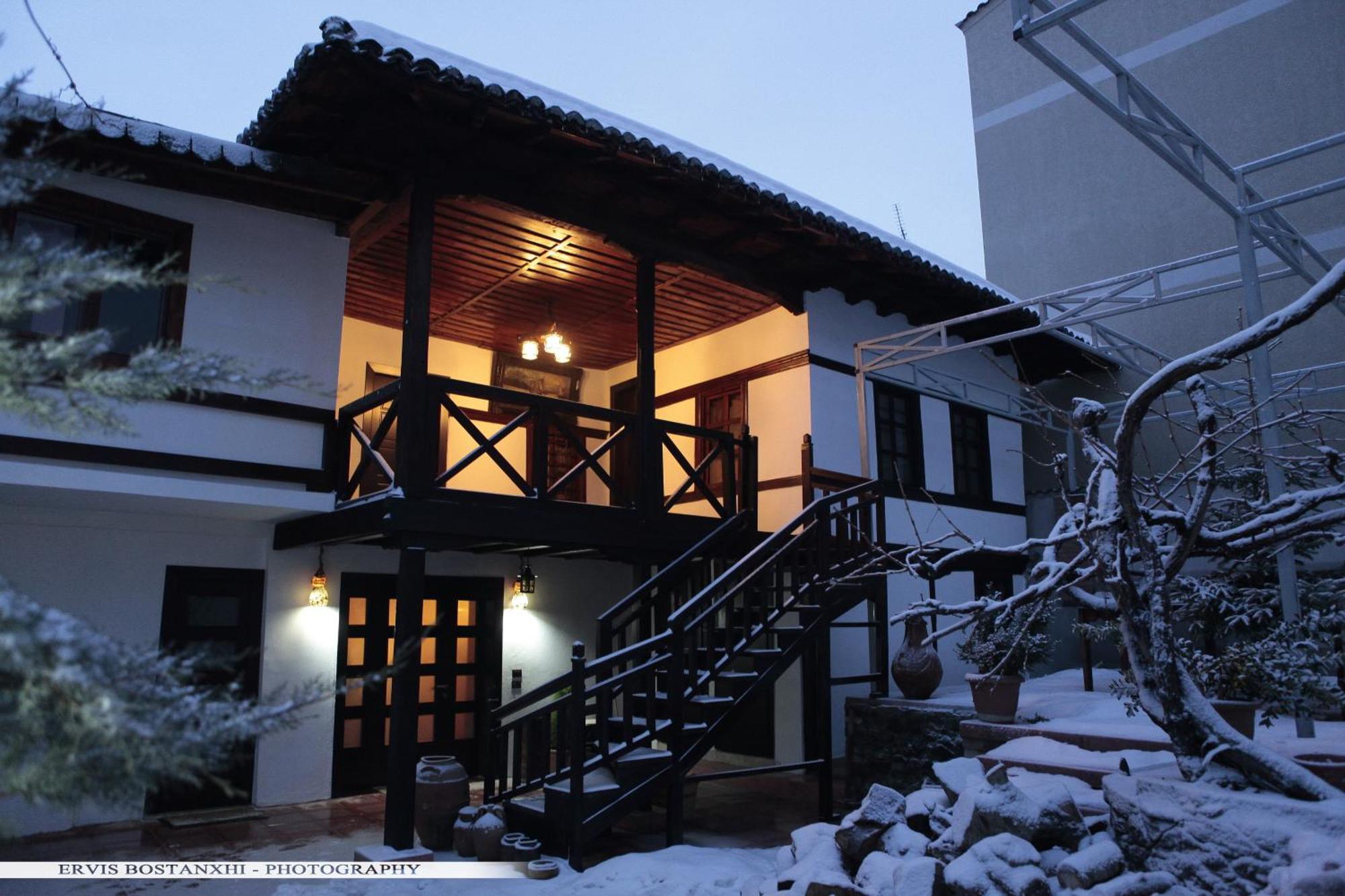 Guest House Bujtina Leon Görice Dış mekan fotoğraf