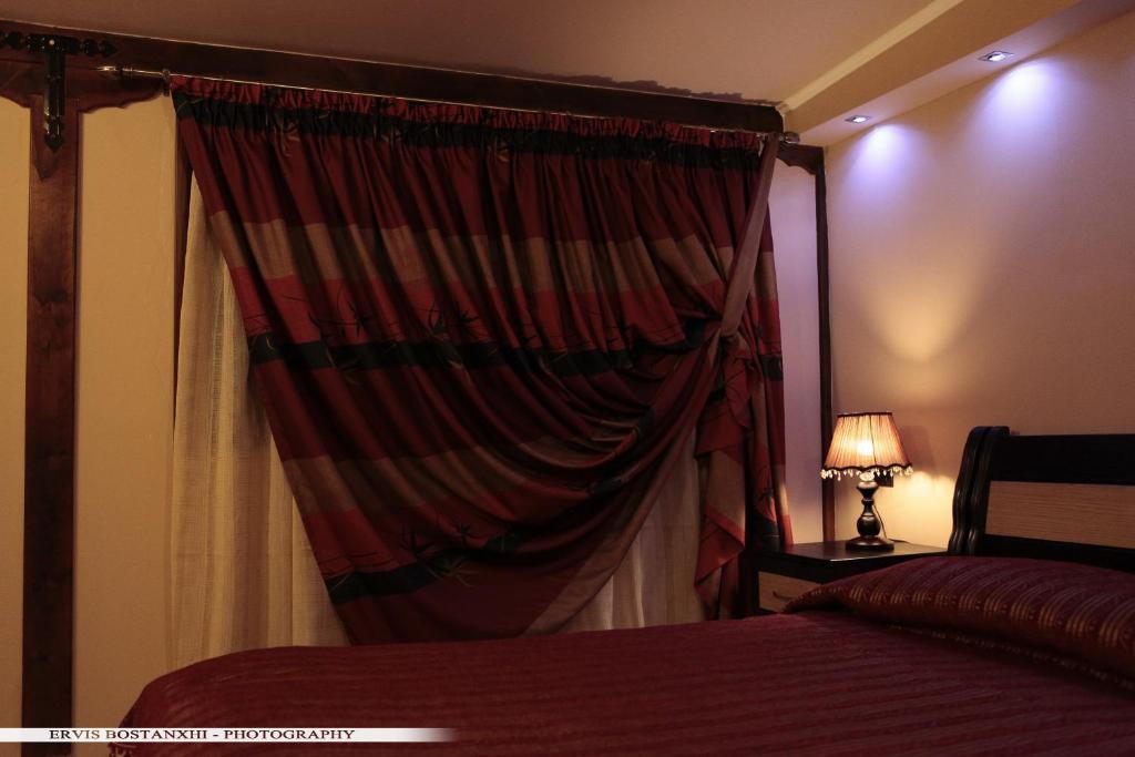 Guest House Bujtina Leon Görice Oda fotoğraf
