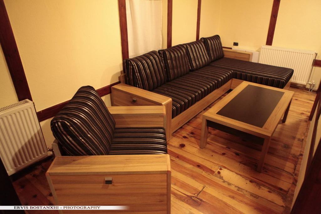 Guest House Bujtina Leon Görice Oda fotoğraf